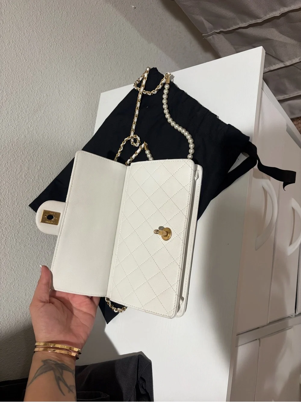 CHANEL elegant cream